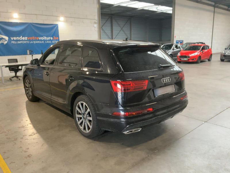 Audi Q7 3.0 V6 TDI quattro — zdjęcie 3