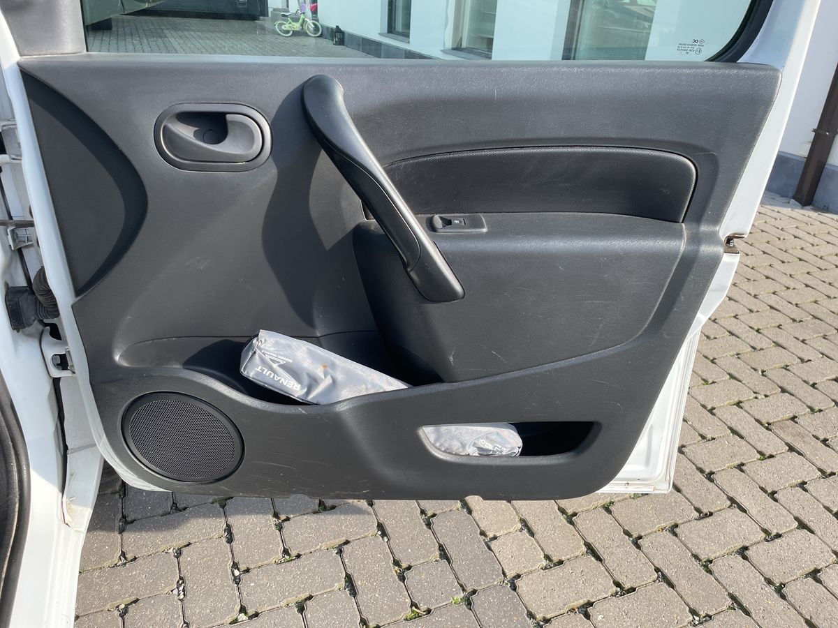 Renault Kangoo 2021 — photo 37