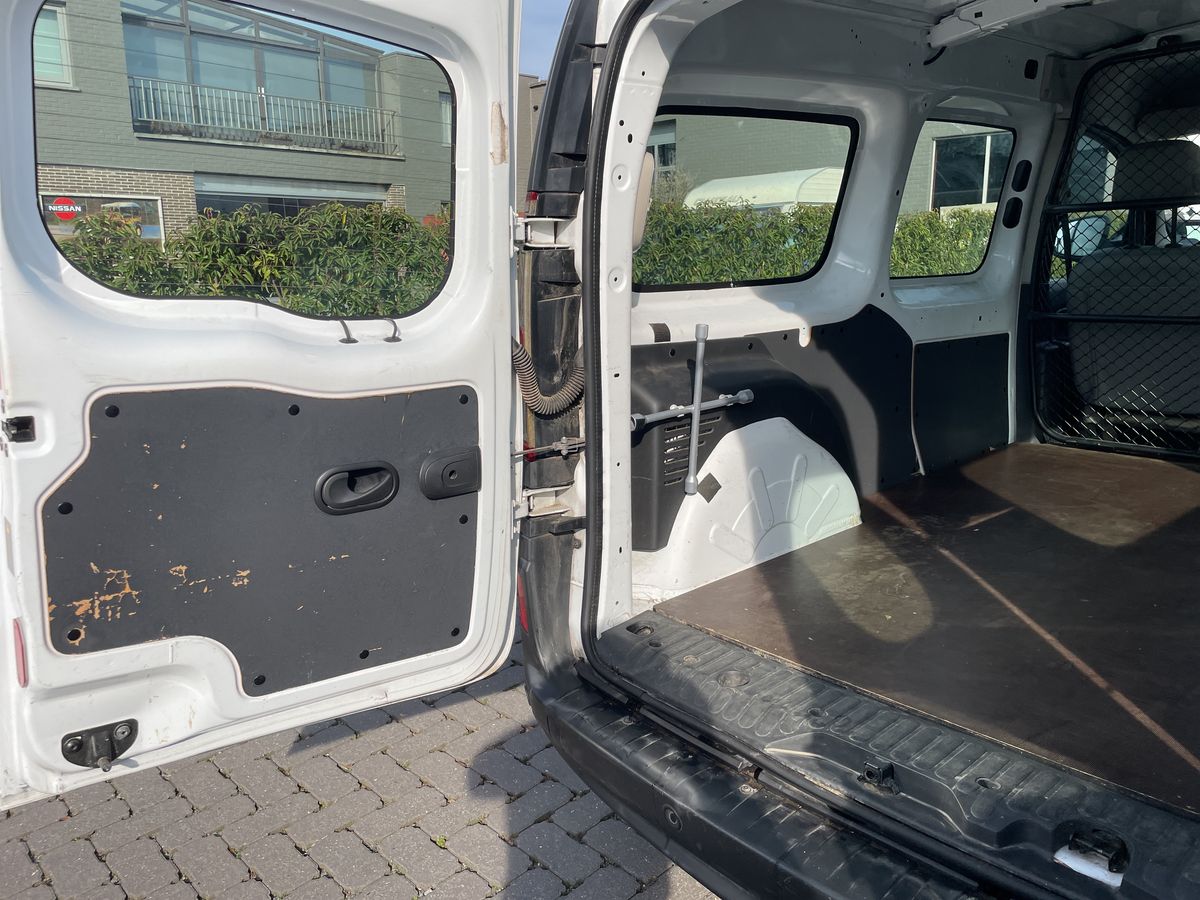 Renault Kangoo 2021 — photo 30