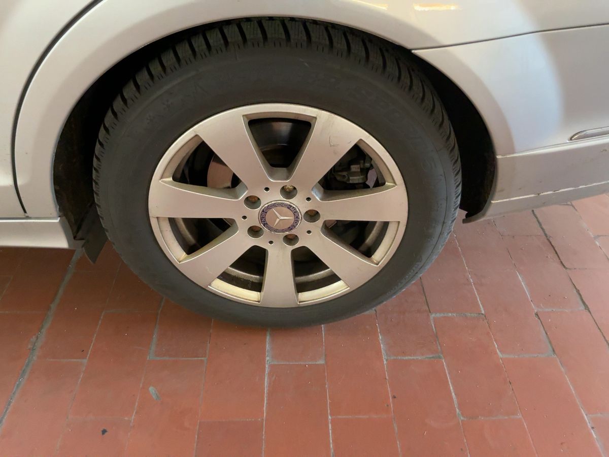 Mercedes-Benz C-Klasse 2010 — photo 6