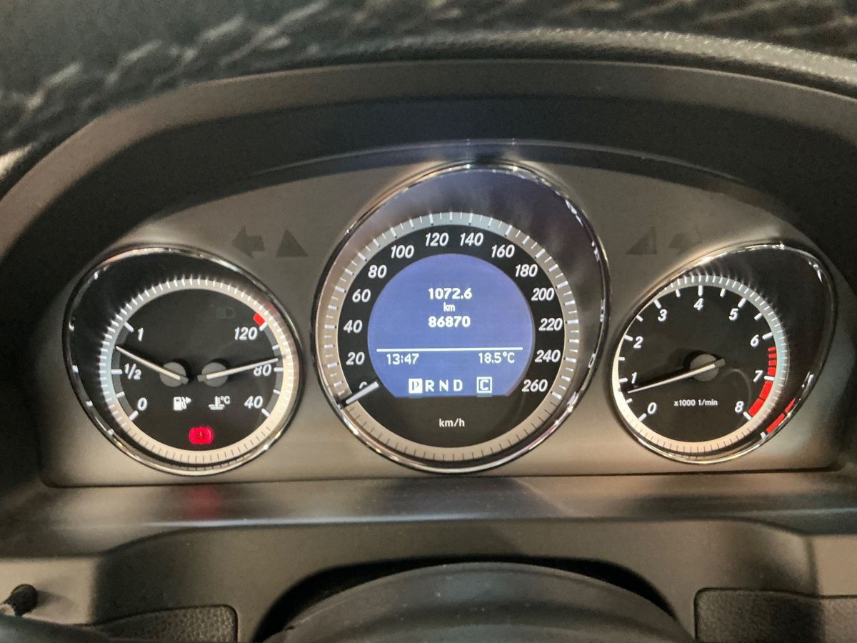 Mercedes-Benz C-Klasse 2010 — photo 20
