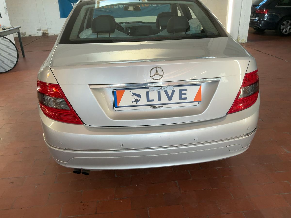 Mercedes-Benz C-Klasse 2010 — photo 8