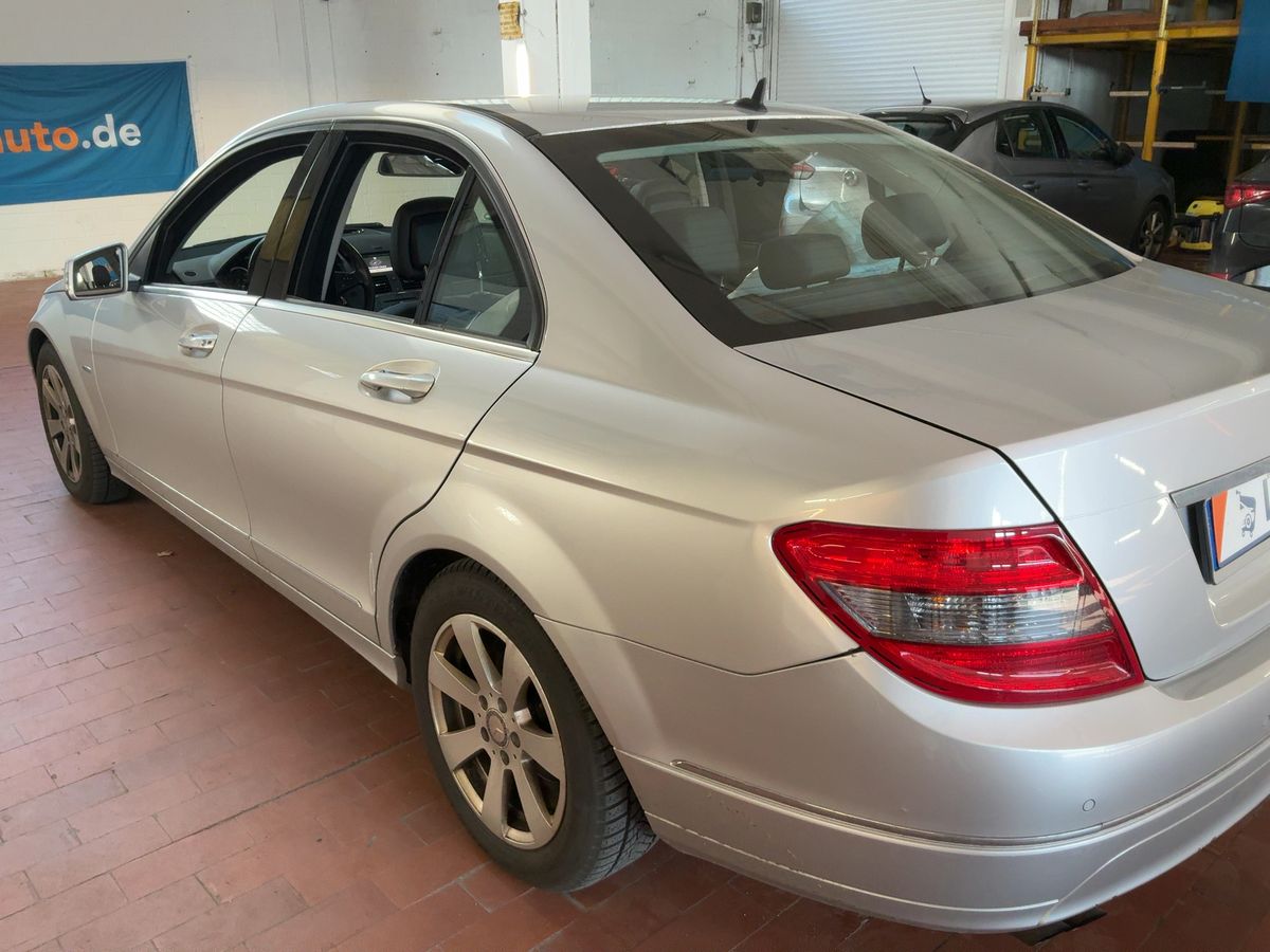 Mercedes-Benz C-Klasse 2010 — photo 7