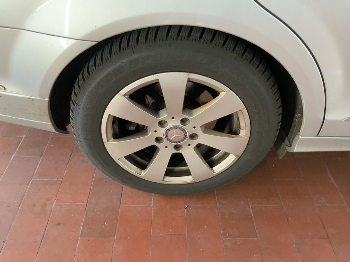 Mercedes-Benz C-Klasse 2010 — photo 10