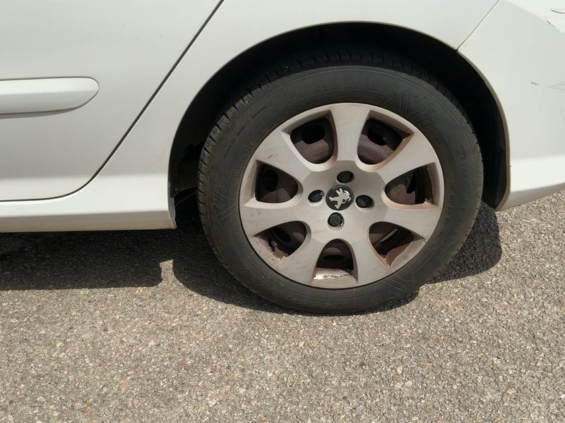 Peugeot 308 1.6 HDi Active 2011 – снимка 5