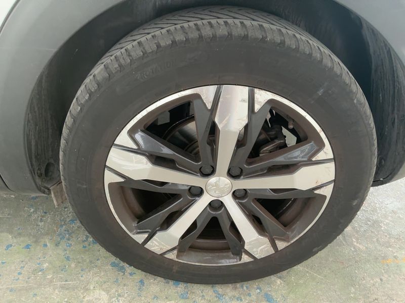 Peugeot 3008 1.5 Blue-HDi Allure 2018 – снимка 5