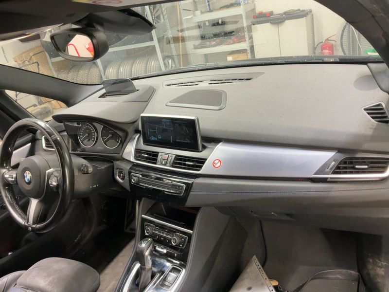 BMW 2er 218d Gran Tourer M Sport 2015 – снимка 18
