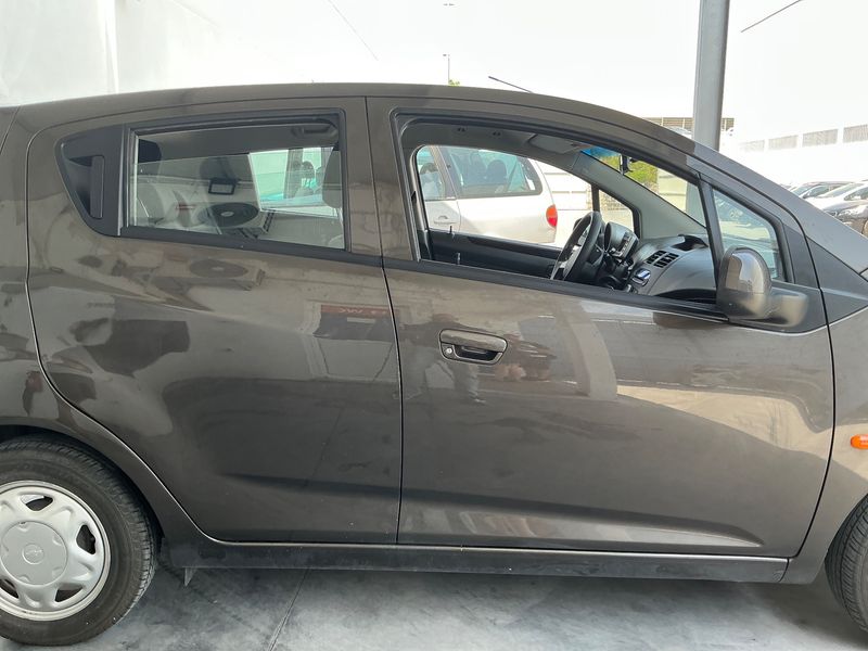Chevrolet Spark 1.0 LS — zdjęcie 7