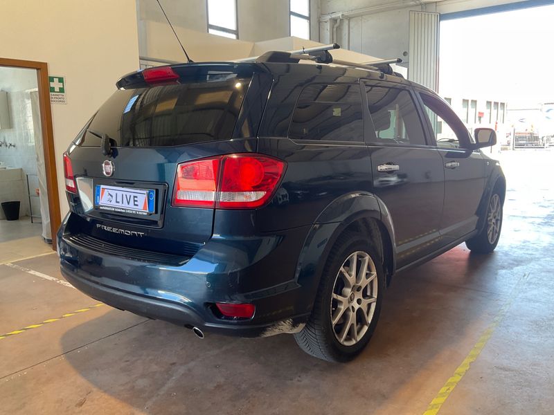 Fiat Freemont 2.0 Multijet Lounge 4WD — zdjęcie 2
