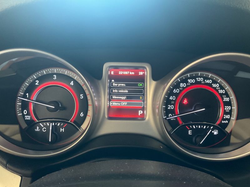 Fiat Freemont 2.0 Multijet Lounge 4WD — zdjęcie 4