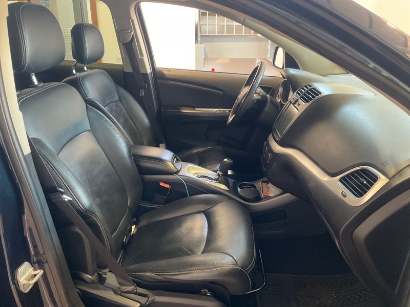 Fiat Freemont 2.0 Multijet Lounge 4WD — zdjęcie 3