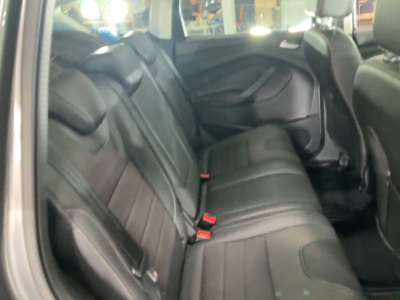 Ford Kuga 2.0 TDCi Titanium — zdjęcie 14