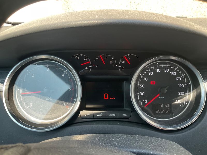 Peugeot 508 2.0 HDi Active — zdjęcie 4