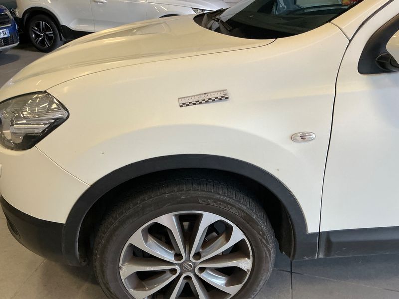 Nissan Qashqai 1.6 dCi Tekna 4x4 2012 – снимка 33