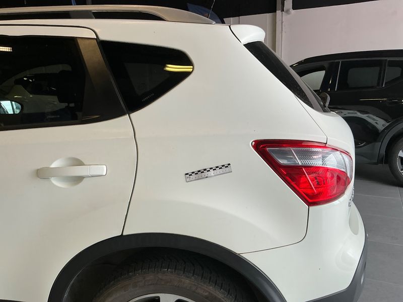 Nissan Qashqai 1.6 dCi Tekna 4x4 2012 – снимка 34