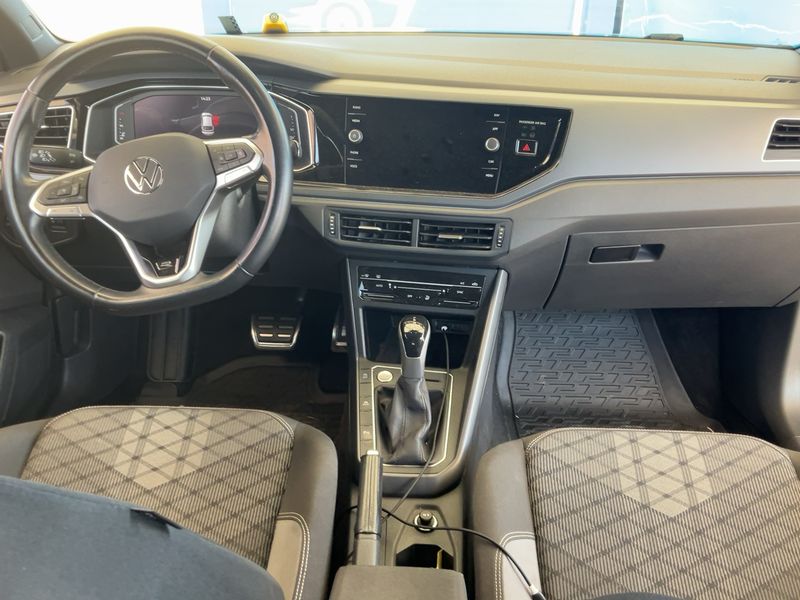 Volkswagen Taigo 1.5 TSI ACT R-Line — zdjęcie 12