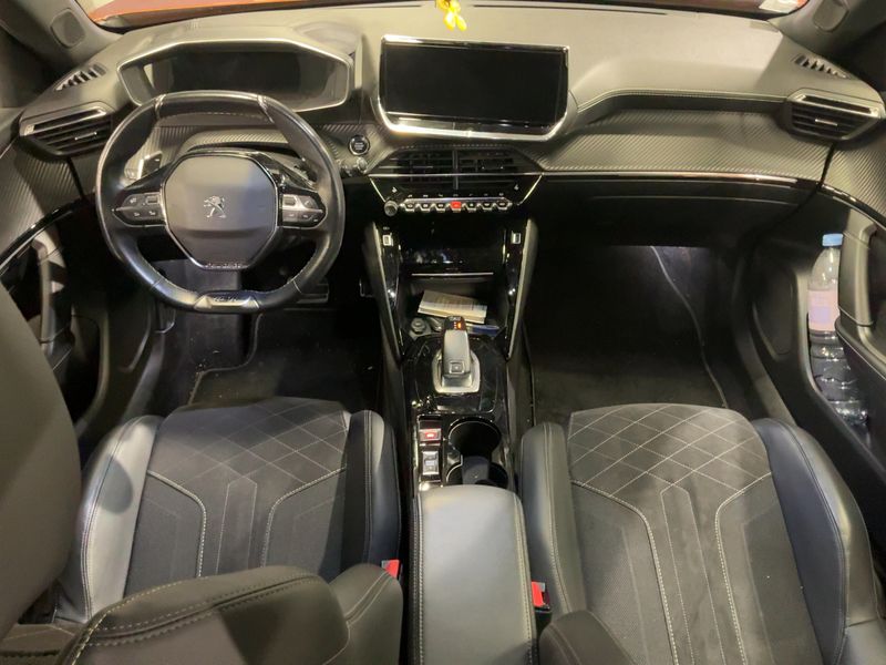 Peugeot 2008 1.2 PureTech GT Pack 2021 – снимка 17