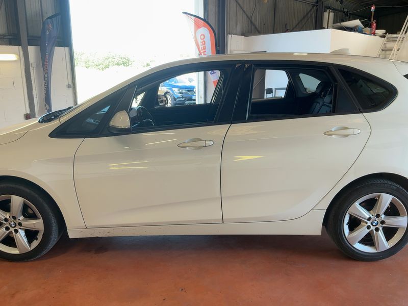 BMW 2er 218d Active Tourer Basis — zdjęcie 4