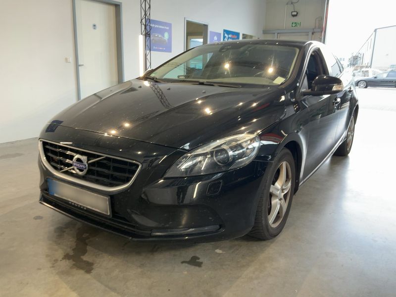 2016 Volvo V40
