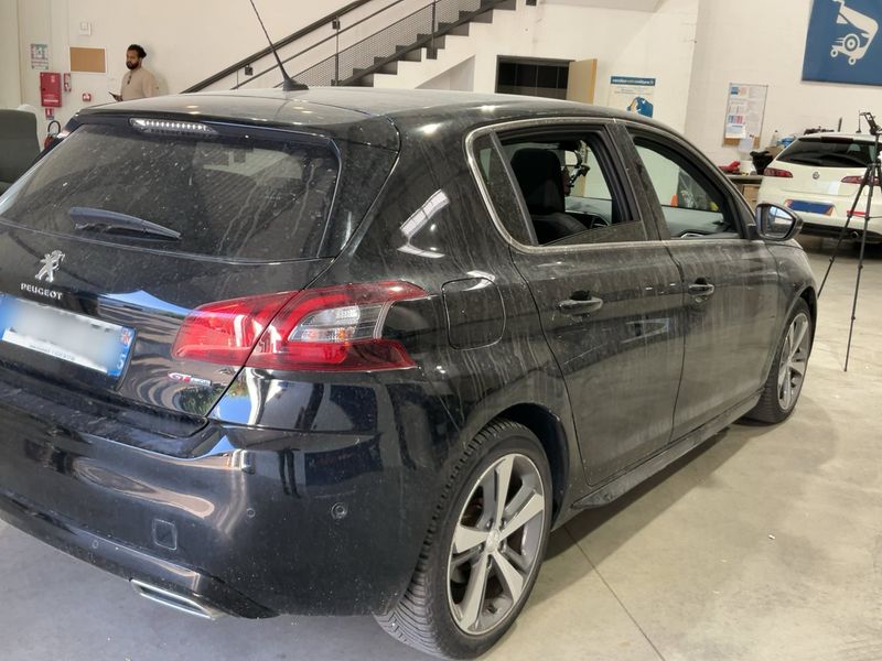 Peugeot 308 1.2 e-THP GT Line — zdjęcie 6