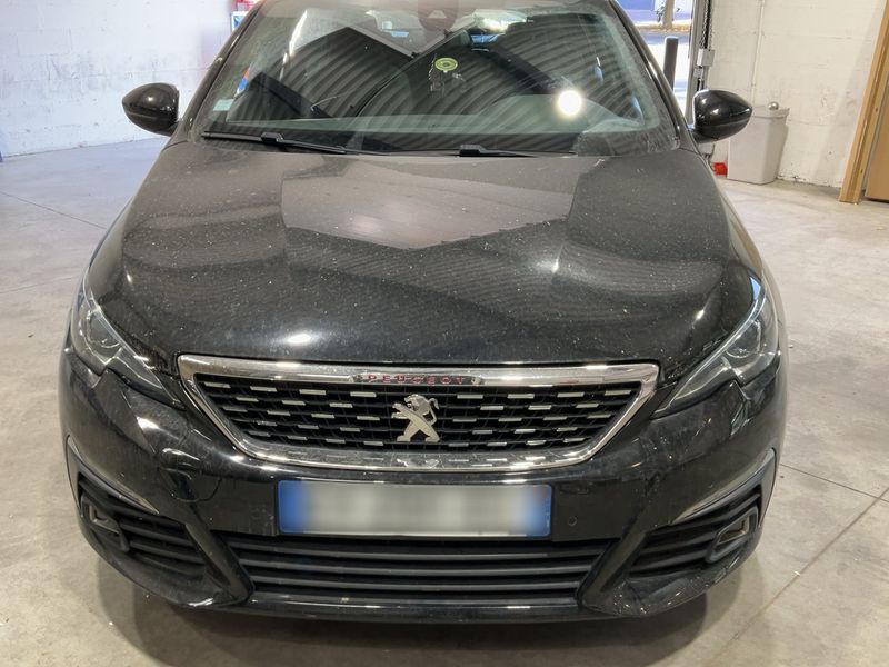 Peugeot 308 1.2 e-THP GT Line — zdjęcie 9