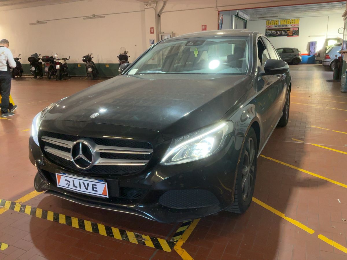 Mercedes-Benz C-Klasse 2018 — photo 1