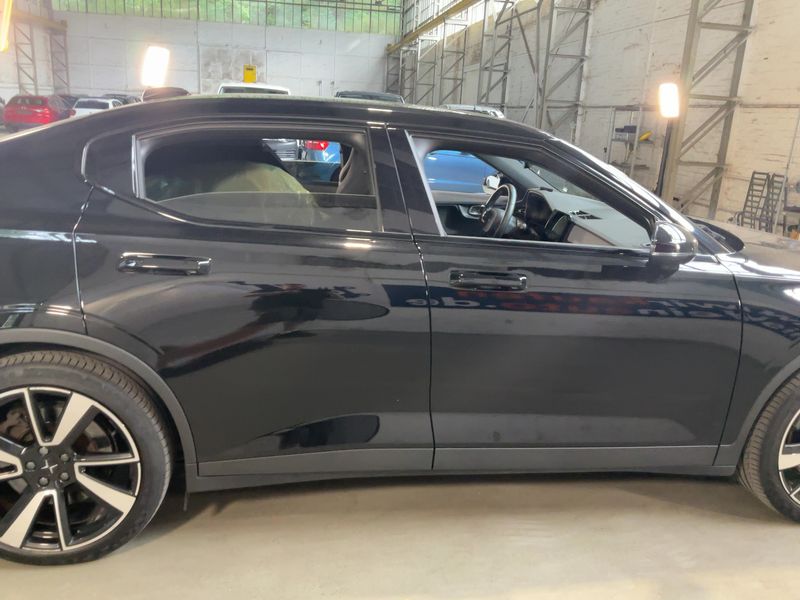 Polestar 2 Long Range Dual — zdjęcie 7