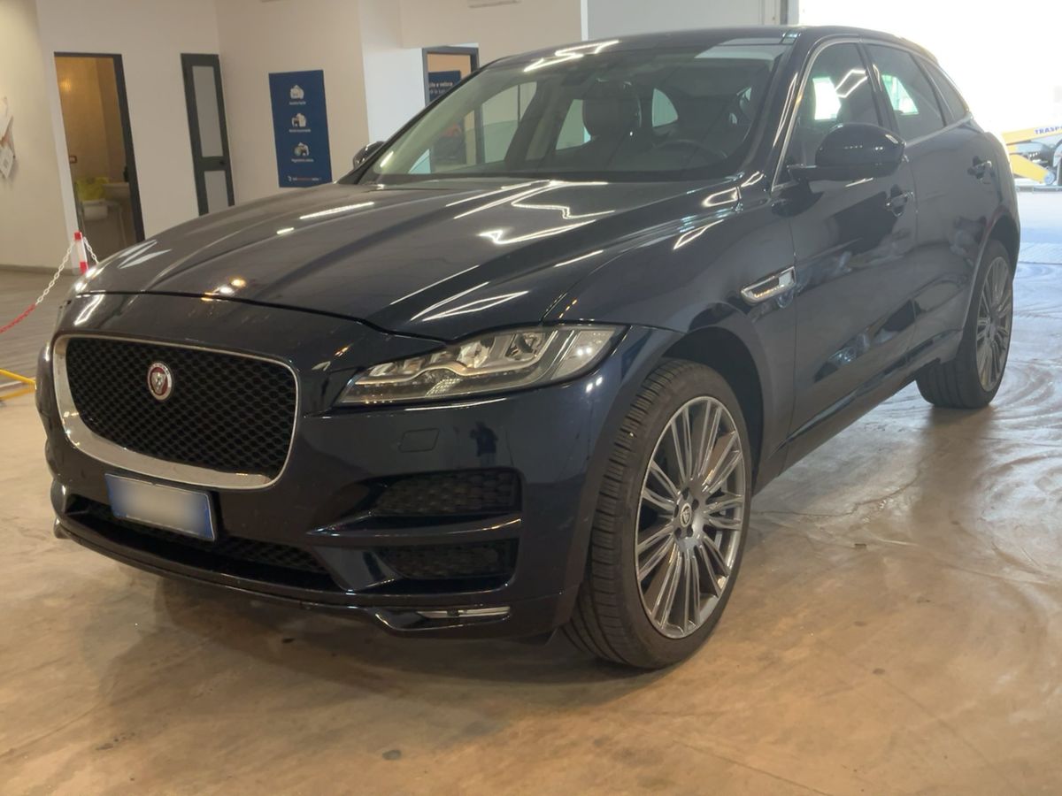 Jaguar F-Pace 2018