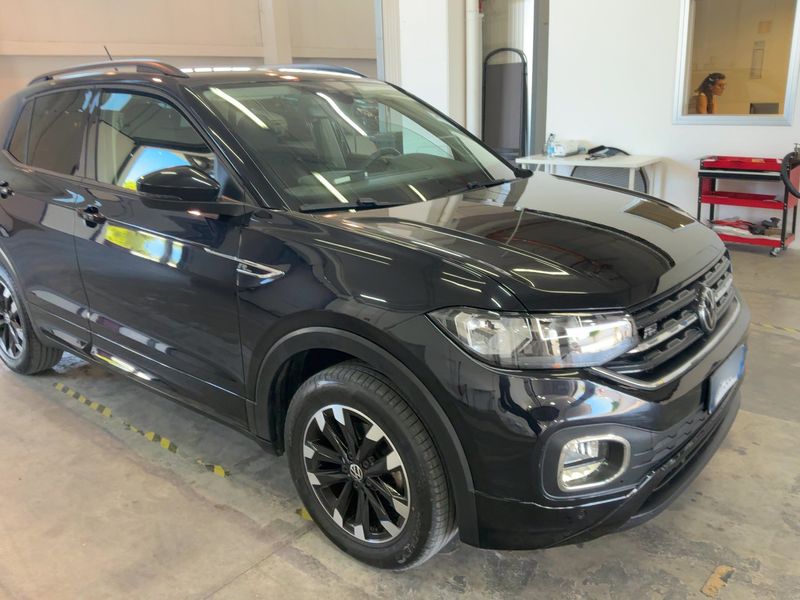 Volkswagen T-Cross 1.0 TSI Sport — zdjęcie 8