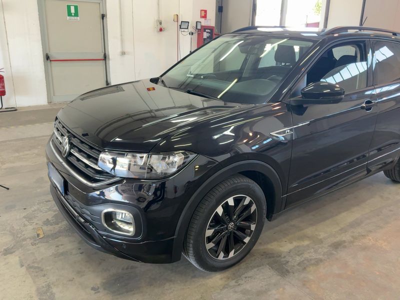 Volkswagen T-Cross 1.0 TSI Sport — zdjęcie 2