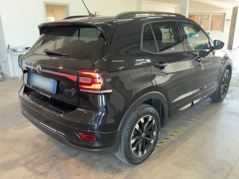 Volkswagen T-Cross 1.0 TSI Sport — zdjęcie 6
