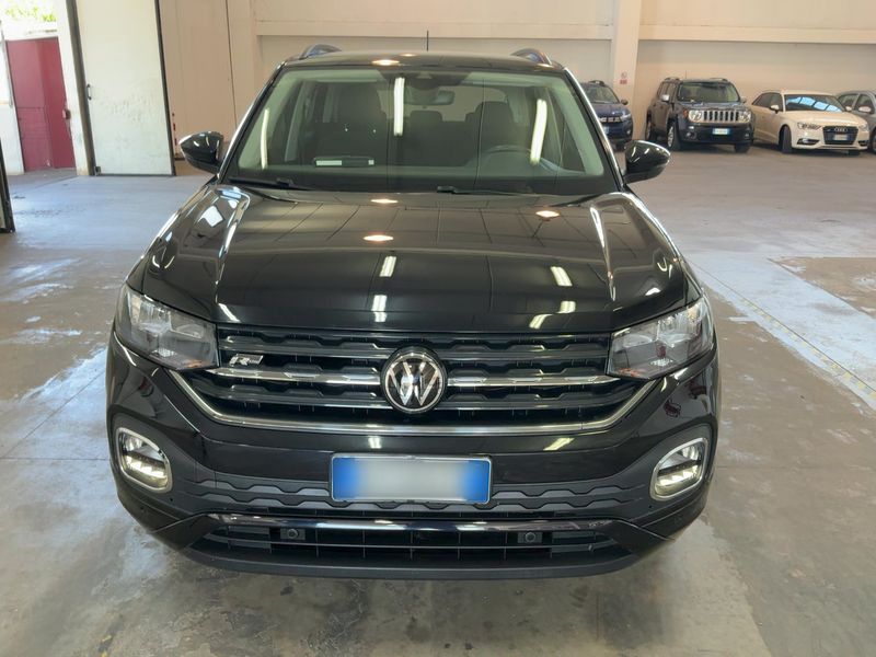 Volkswagen T-Cross 1.0 TSI Sport — zdjęcie 9