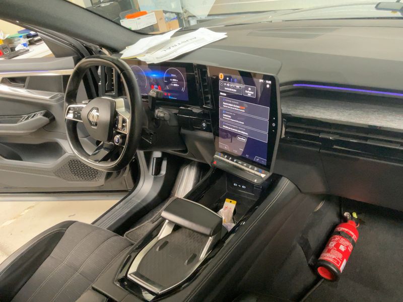 Renault Austral 1.2 Hybrid E-Tech Techno — zdjęcie 12