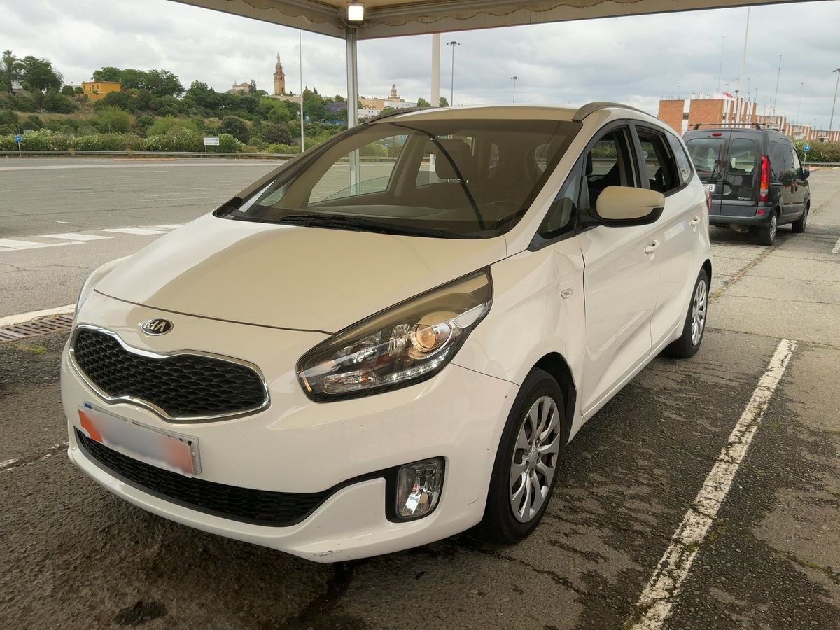 Kia Carens 2016