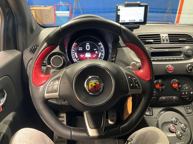 Abarth 595C 1.4 Competizione — zdjęcie 12
