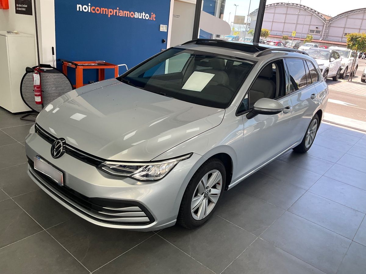 Volkswagen Golf 2021