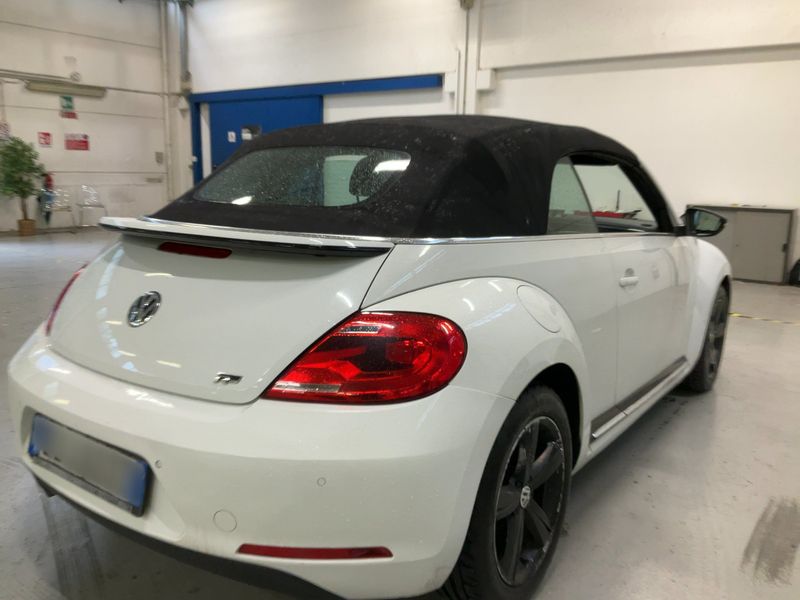 Volkswagen Beetle 2.0 TDI Sport BlueMotion Tech — zdjęcie 6