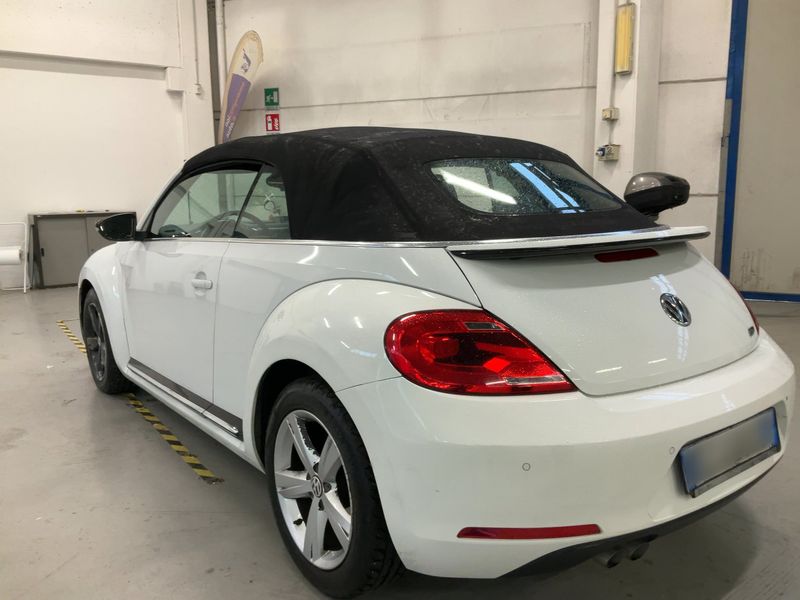 Volkswagen Beetle 2.0 TDI Sport BlueMotion Tech — zdjęcie 3