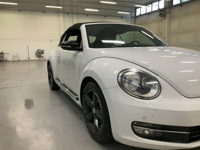 Volkswagen Beetle 2.0 TDI Sport BlueMotion Tech — zdjęcie 8