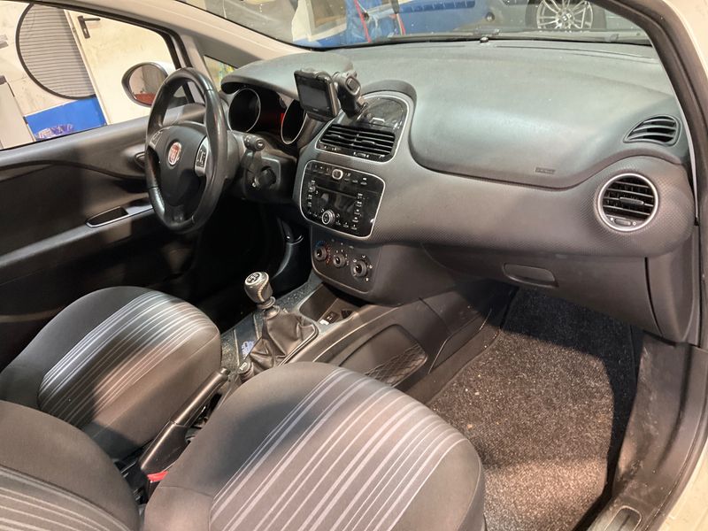 Fiat Punto Evo 1.2 MyLife — zdjęcie 3