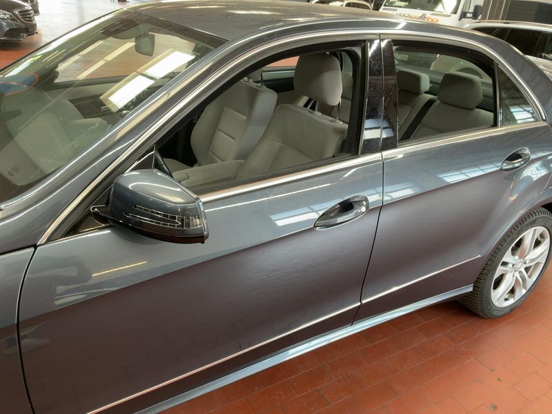 Mercedes-Benz E-Klasse E 350 CGI BlueEfficiency Avantgarde 2010 – снимка 4