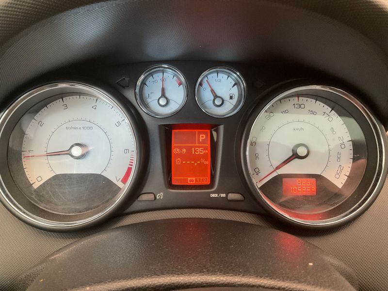 Peugeot 308 1.6 THP Feline — zdjęcie 4