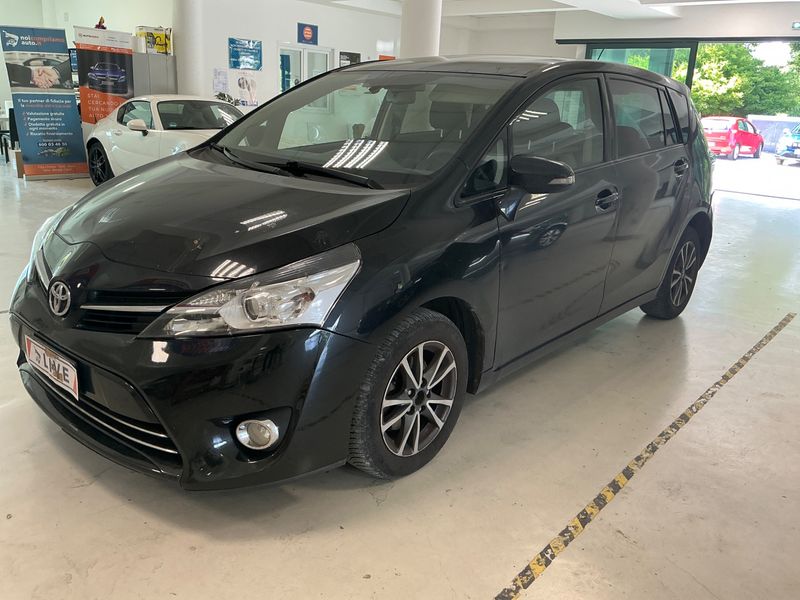 Toyota Verso 2.0 D-4D Dynamic