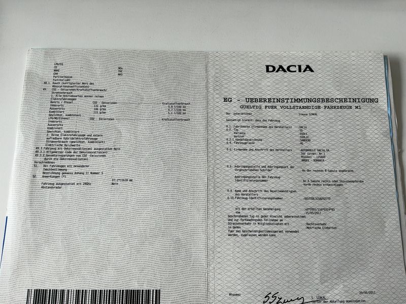 Dacia Sandero 0.9 TCe Stepway Celebration — zdjęcie 16