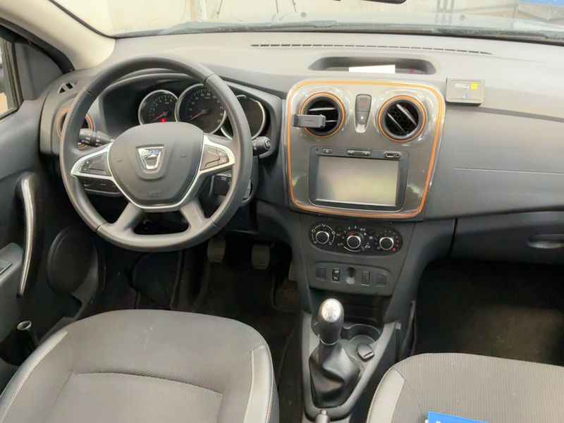 Dacia Sandero 0.9 TCe Stepway Celebration — zdjęcie 12