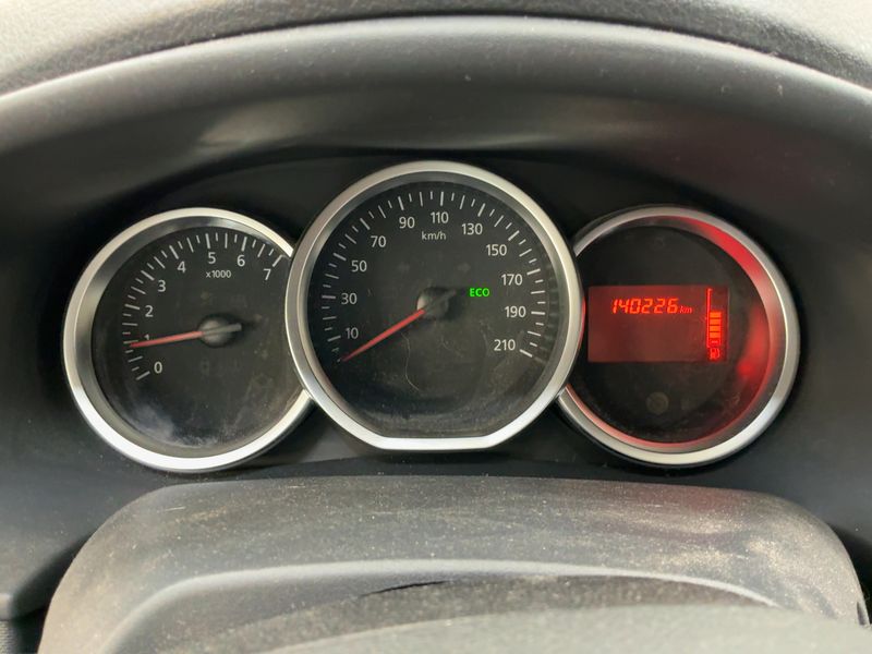Dacia Sandero 0.9 TCe Stepway Celebration — zdjęcie 13
