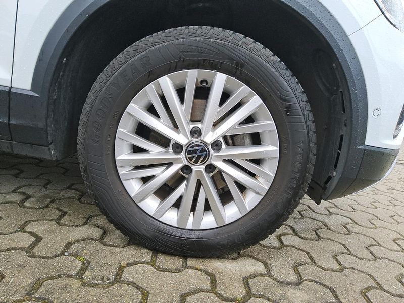 Volkswagen T-Roc 1.0 TSI Life — zdjęcie 25