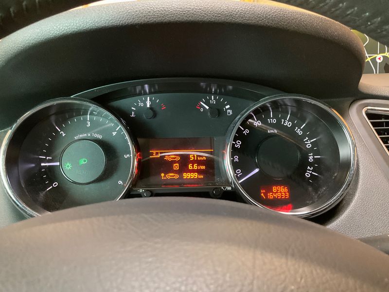 Peugeot 5008 1.6 HDi Allure — zdjęcie 13