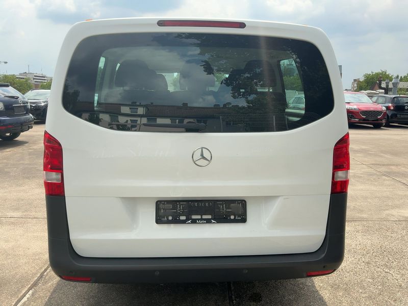 Mercedes-Benz Vito Tourer 109 CDI lang Pro — zdjęcie 5