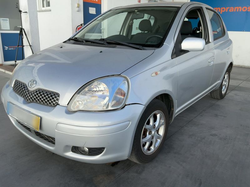 Toyota Yaris 1.0 VVT-i Luna